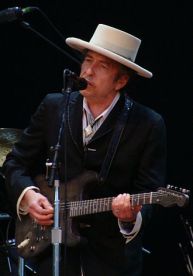 330px-Bob_Dylan_-_Azkena_Rock_Festival_2010_2